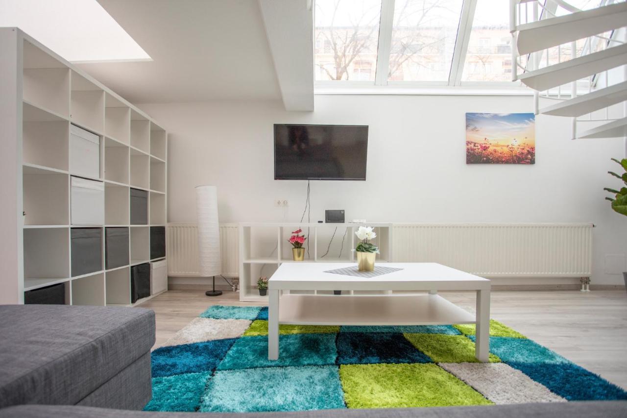 Innsbruck City Center Duplex I 24H Self-Check-In Buitenkant foto