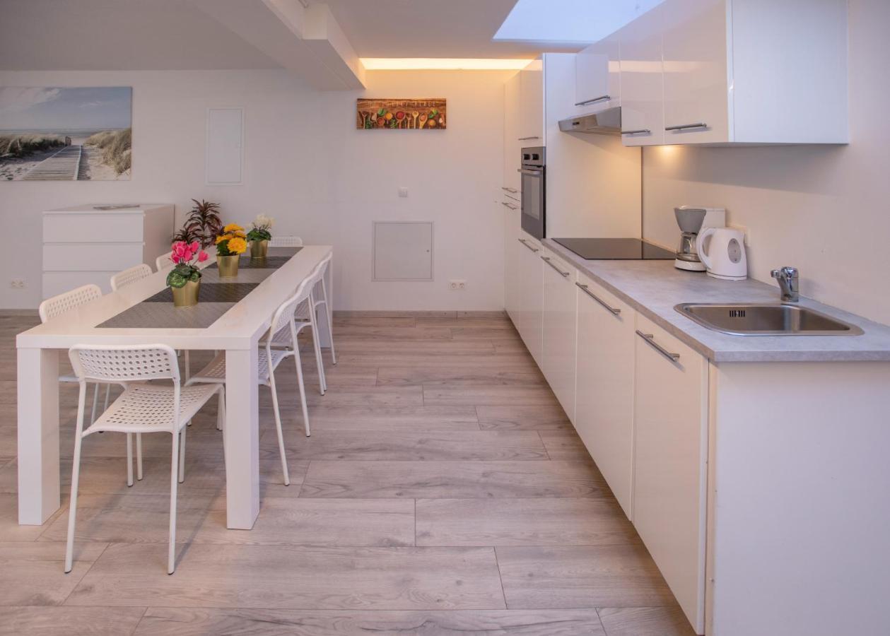 Innsbruck City Center Duplex I 24H Self-Check-In Buitenkant foto