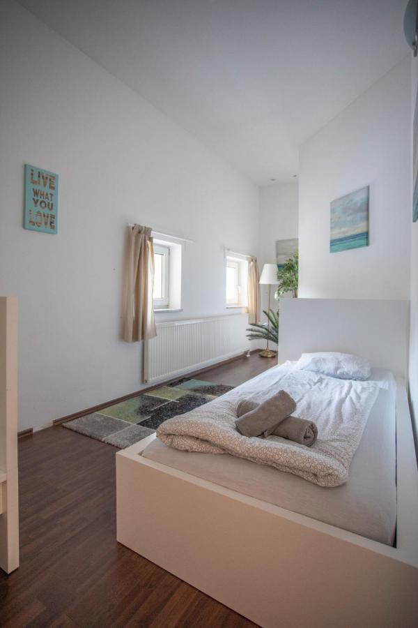 Innsbruck City Center Duplex I 24H Self-Check-In Buitenkant foto
