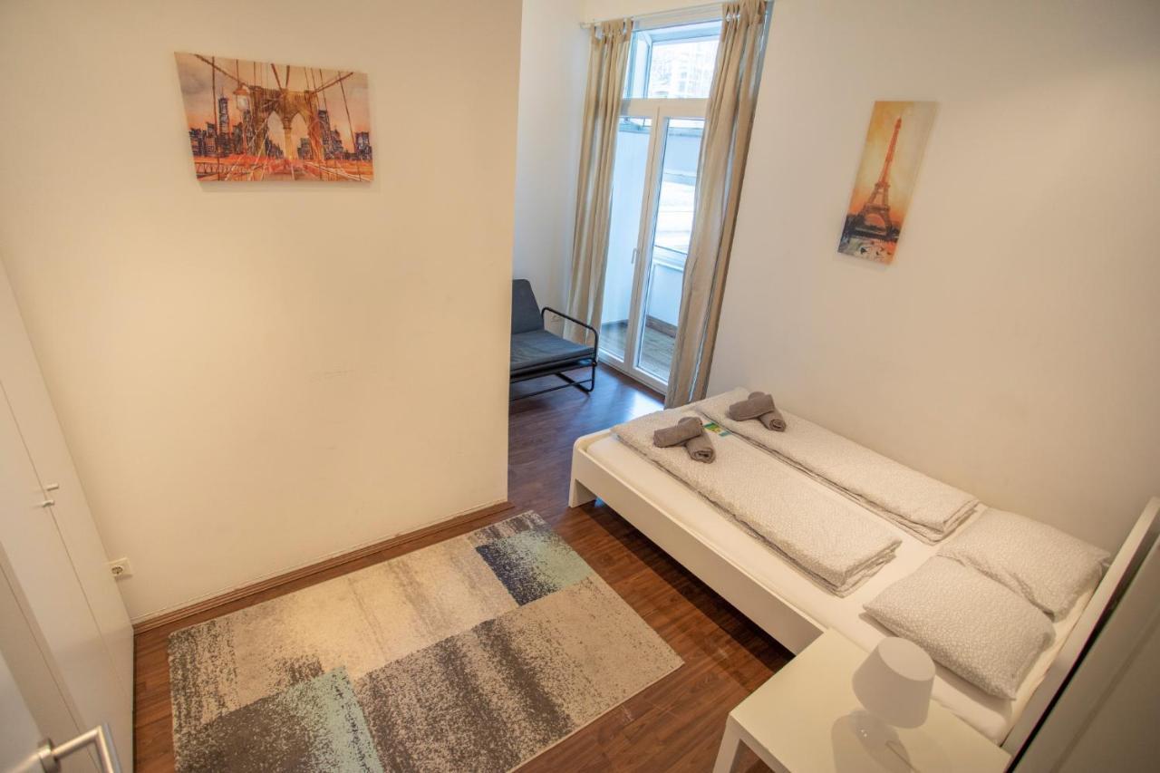 Innsbruck City Center Duplex I 24H Self-Check-In Buitenkant foto